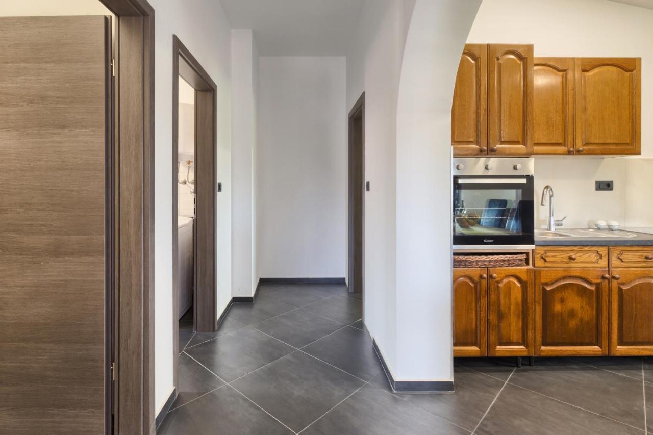 Apartments Ines Пула Екстер'єр фото