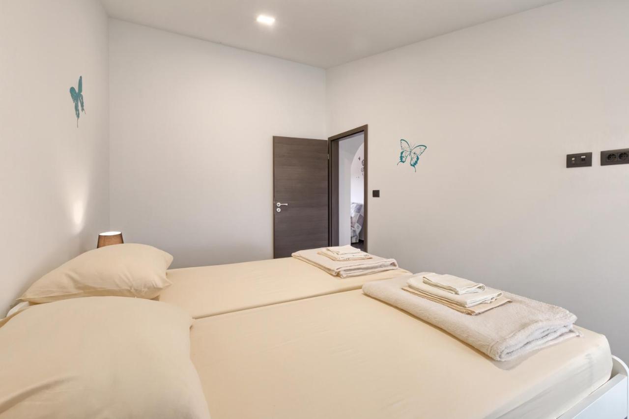 Apartments Ines Пула Екстер'єр фото