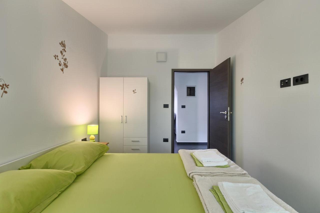 Apartments Ines Пула Екстер'єр фото