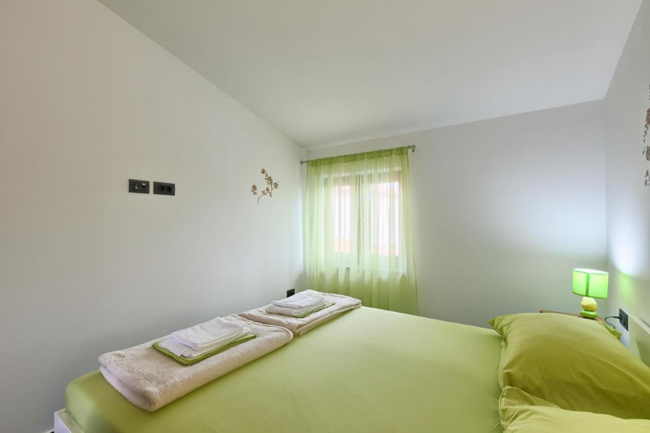 Apartments Ines Пула Екстер'єр фото