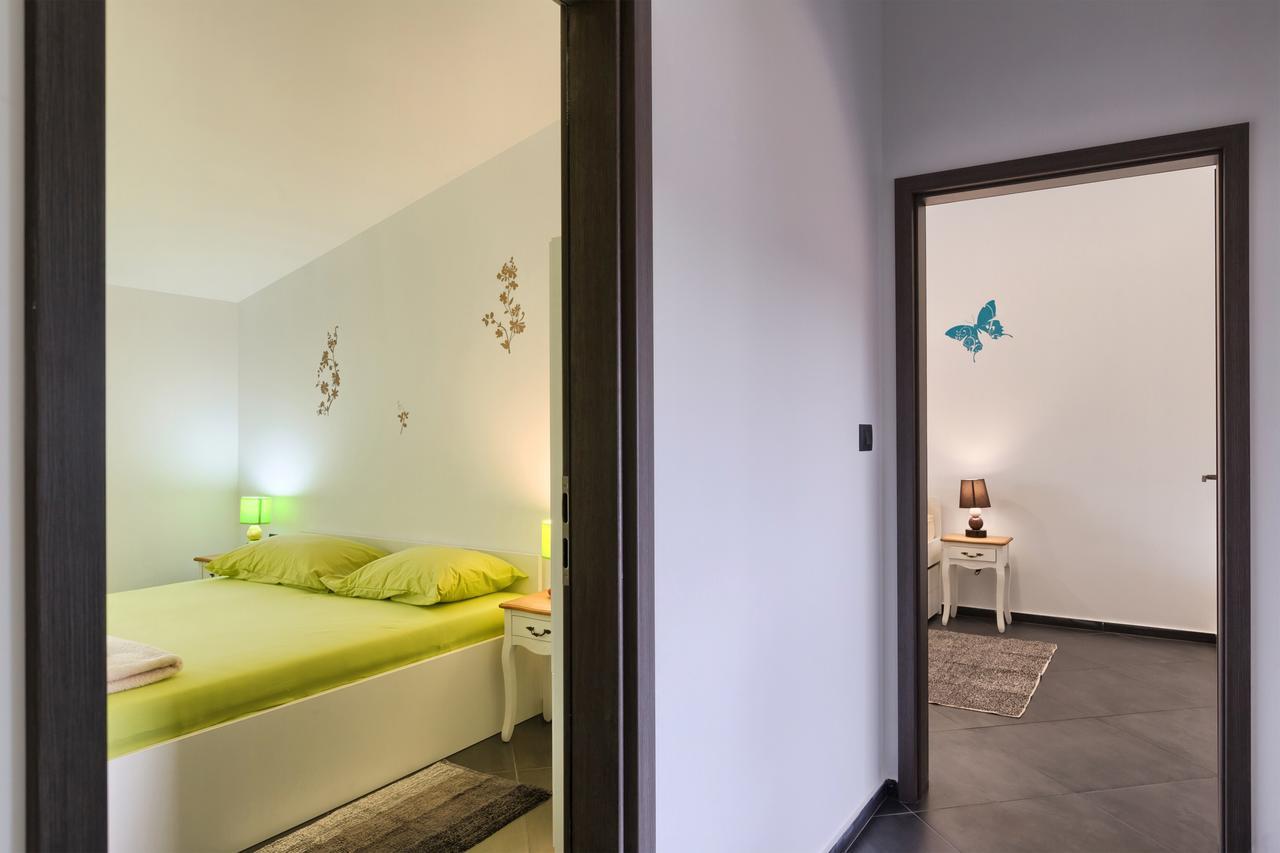 Apartments Ines Пула Екстер'єр фото